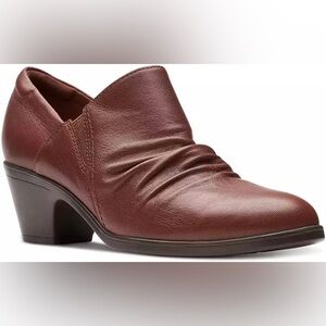 Clarks Women’s Emily2 Cove in Brown Leather Size 8.5 BNIB